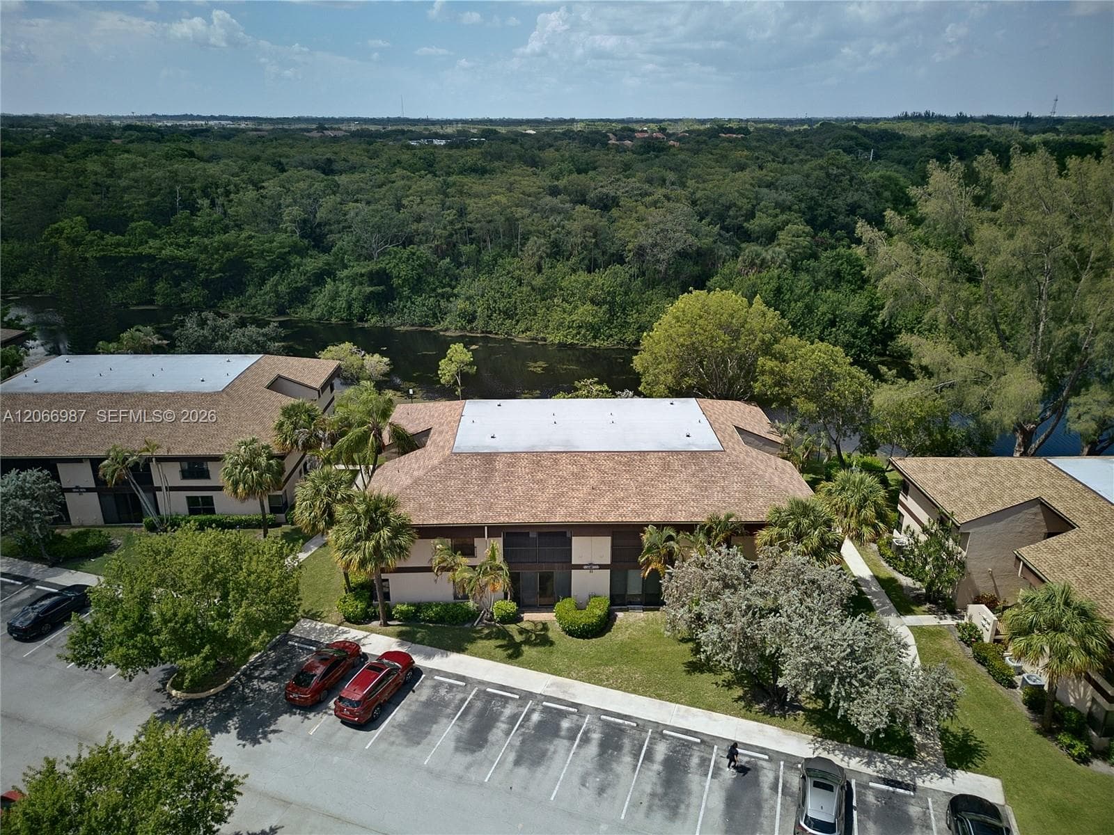 2683 N Carambola Cir N # 1767, Coconut Creek, FL 33066