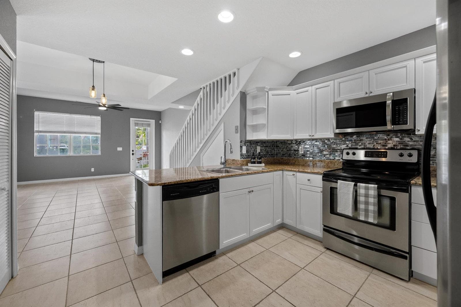 902 S Federal Highway # 8, FL 33460 — zdjęcie 4