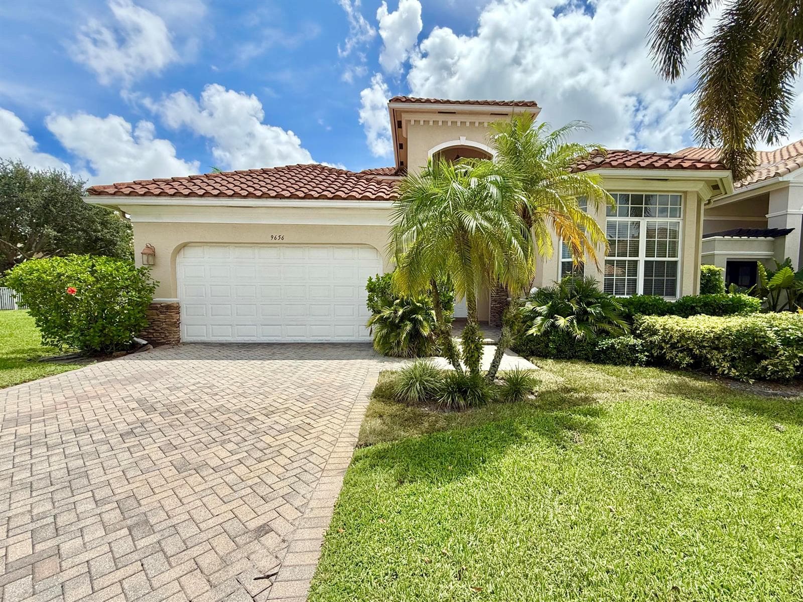 9656 Cobblestone Creek Drive, Boynton Beach, FL 33472