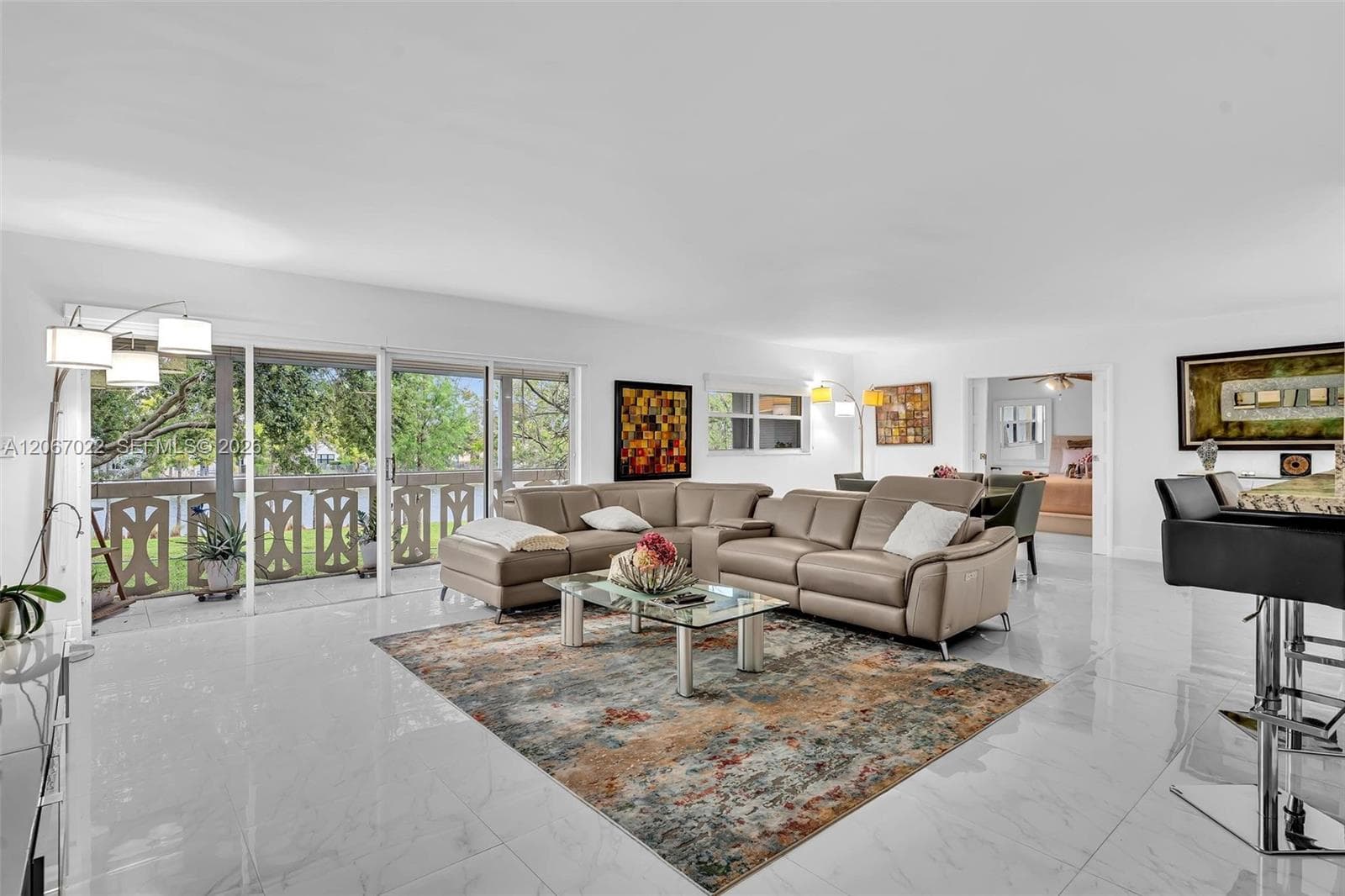800 NE 195th St # 220, Miami, FL 33179 — zdjęcie 2