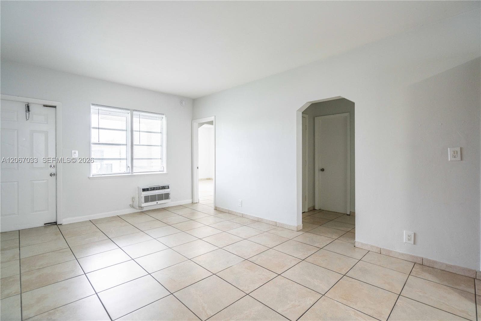 1208 71st St # 8, Miami Beach, FL 33141 — zdjęcie 3