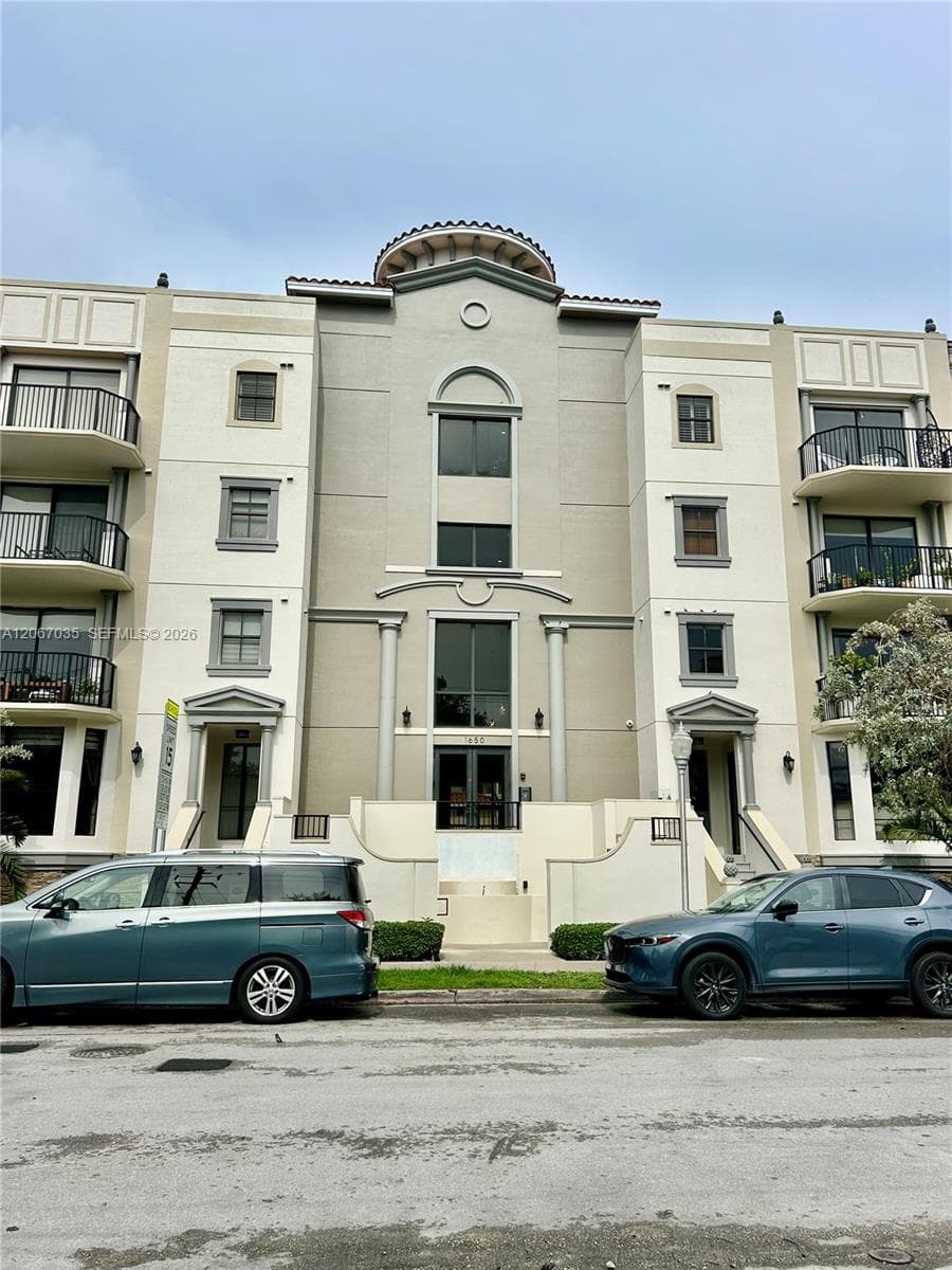 1650 Galiano St # 307, Coral Gables, FL 33134 — zdjęcie 3