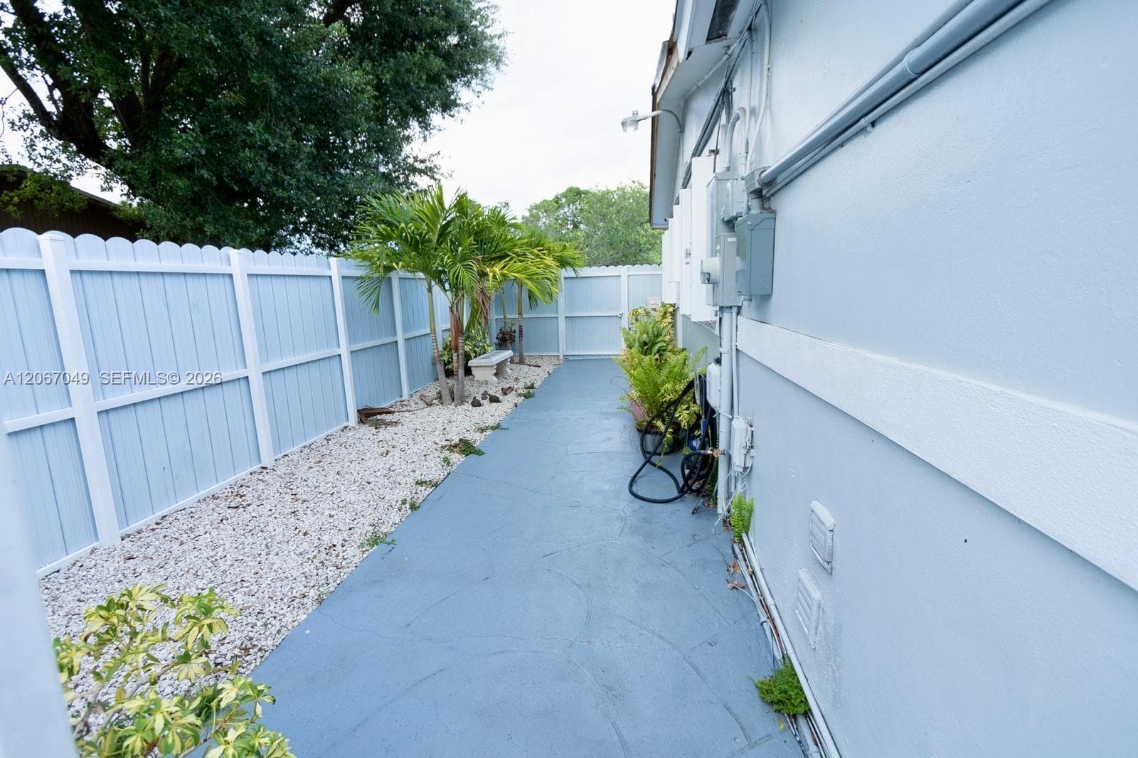 20760 NW 37th Ct # 2, Miami Gardens, FL 33055 — zdjęcie 3