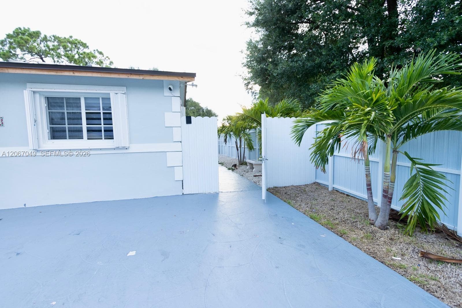 20760 NW 37th Ct # 2, Miami Gardens, FL 33055