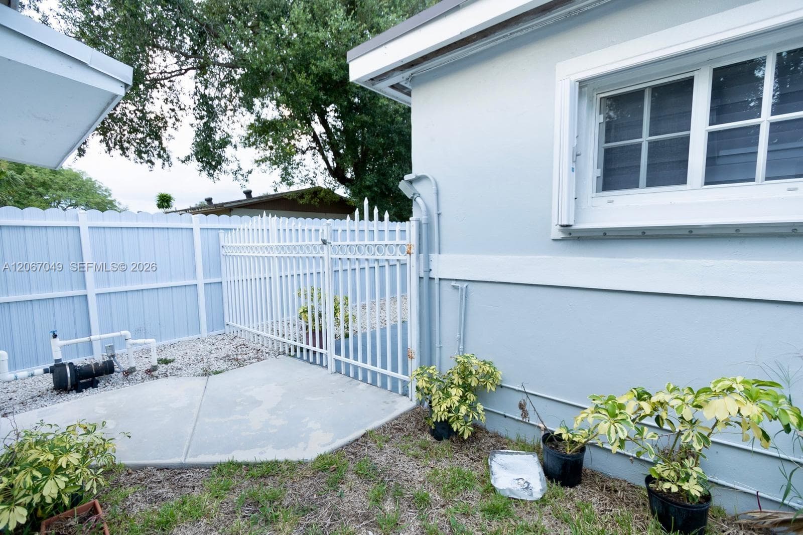 20760 NW 37th Ct # 2, Miami Gardens, FL 33055 — zdjęcie 4
