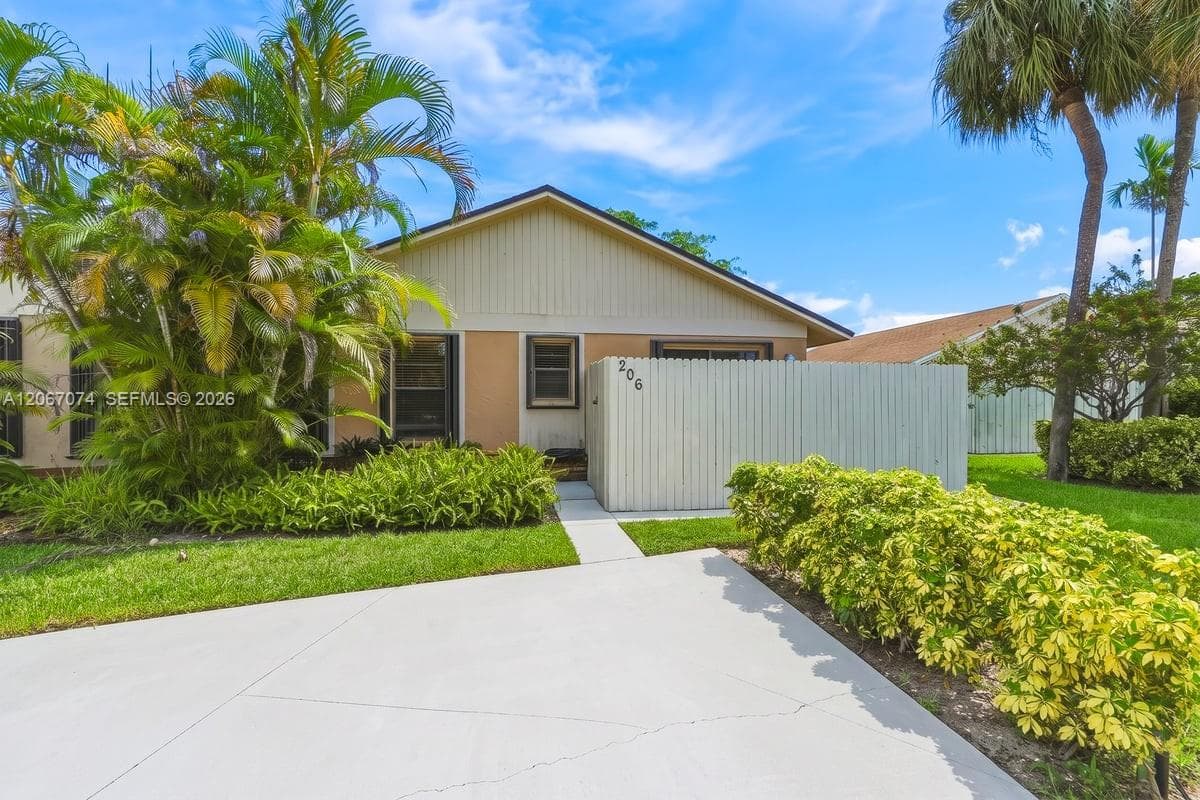 206 SE 1st Cir # 13-B, Boynton Beach, FL 33435 — zdjęcie 2