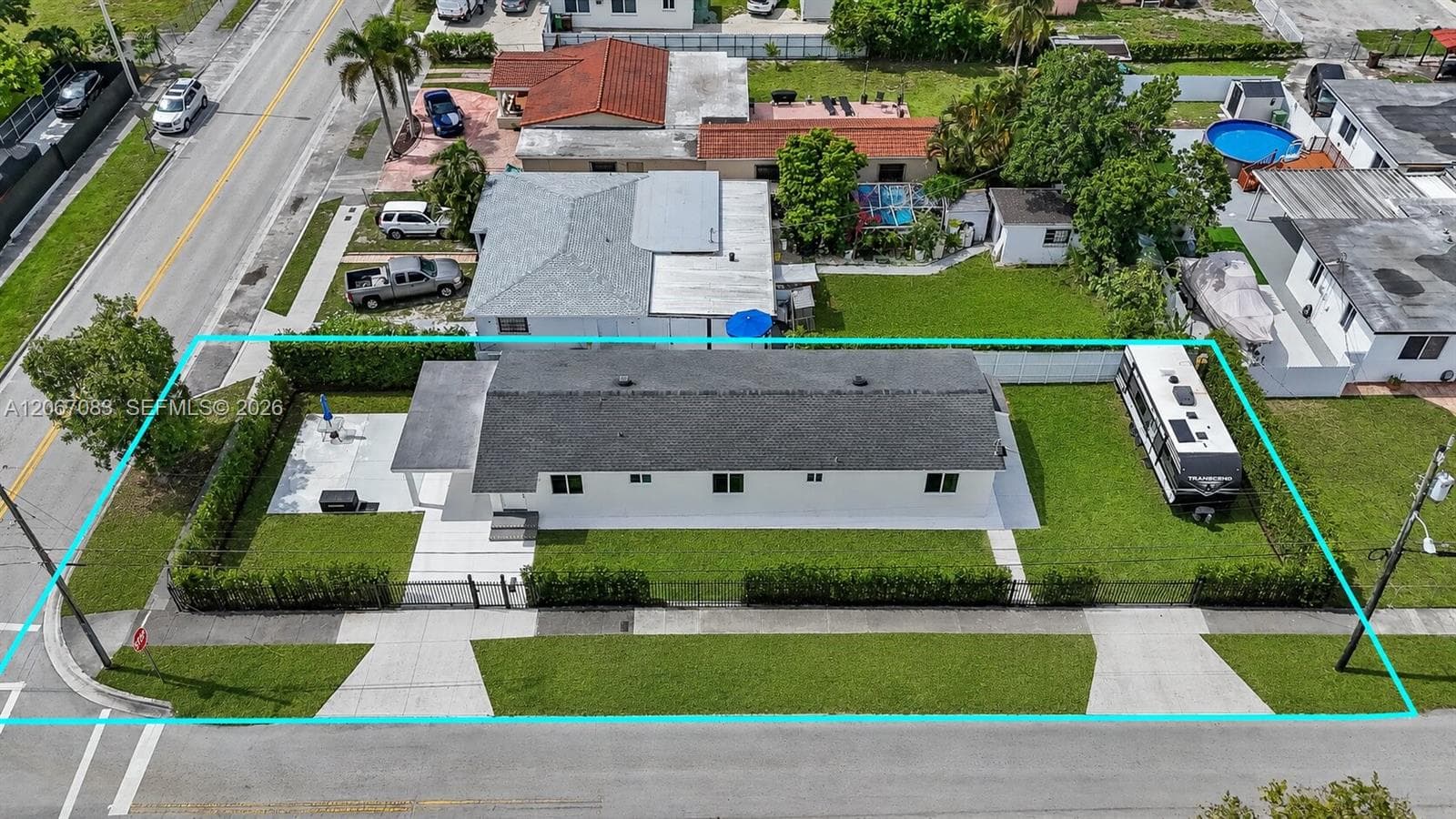 3930 W 2nd Ave, Hialeah, FL 33012 — zdjęcie 4
