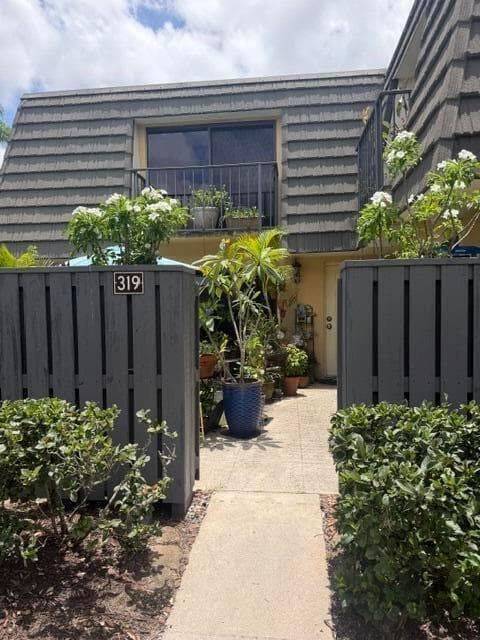 319 3RD Way, West Palm Beach, FL 33407