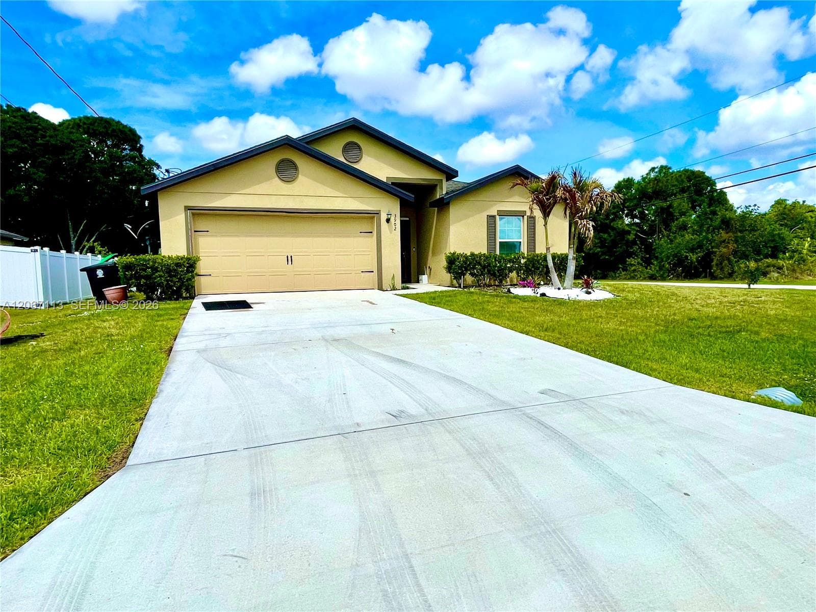 3902 SW Brunswick St, Saint Lucie West, FL 34953 — zdjęcie 3