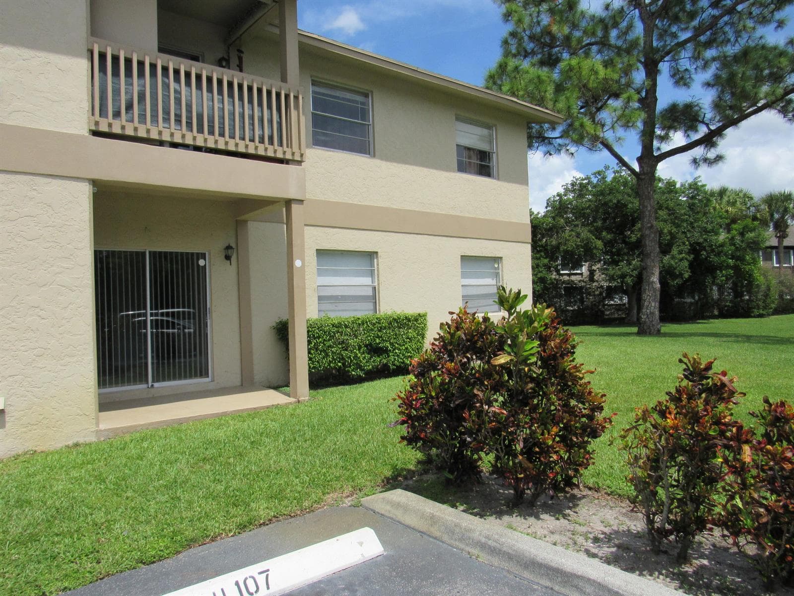 1822 ABBEY Road # 108, West Palm Beach, FL 33415 — zdjęcie 2