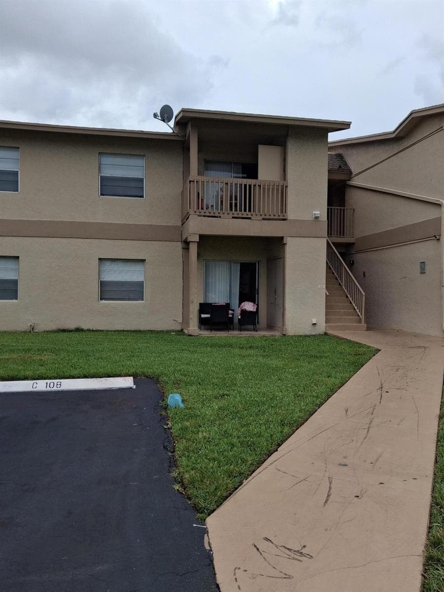 1798 Abbey Road # 105, West Palm Beach, FL 33415