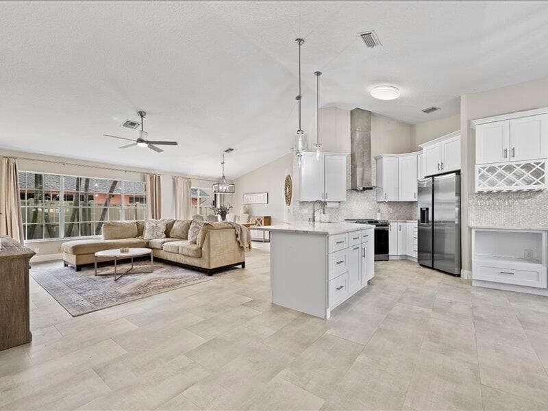 237 W MOCCASIN Trail W, Jupiter, FL 33458 — zdjęcie 3