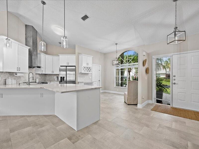 237 W MOCCASIN Trail W, Jupiter, FL 33458 — zdjęcie 4