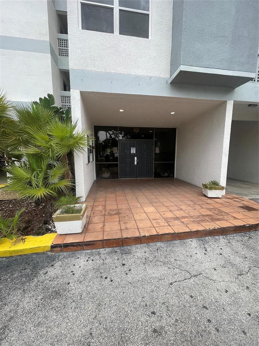 3301 SPANISH MOSS Terrace # 610, Lauderhill, FL 33319 — zdjęcie 3