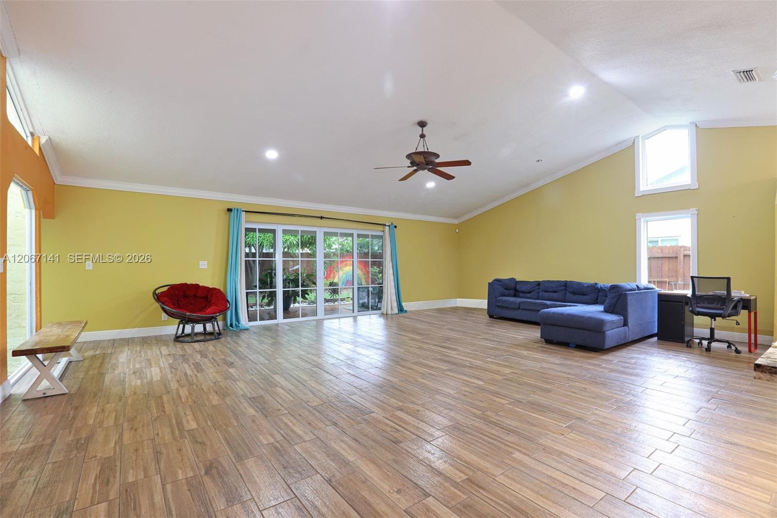 8251 NW 51st Ct, Lauderhill, FL 33351 — zdjęcie 3
