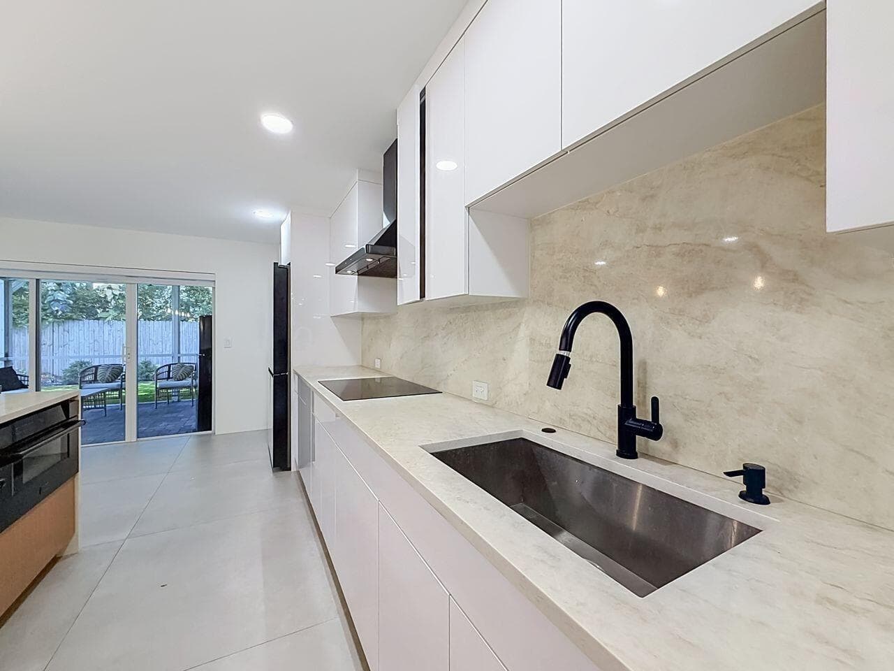 8971 NW 33RD Street # E-W, Coral Springs, FL 33065 — zdjęcie 5