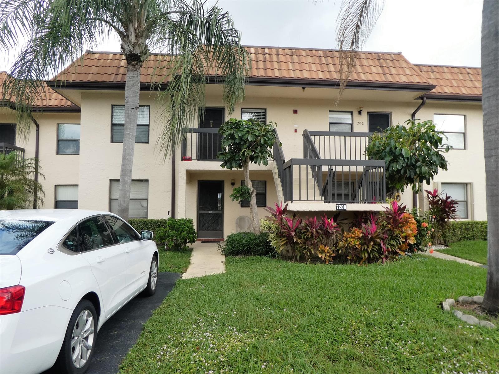 7209 Golf Colony Court # 105, Lake Worth, FL 33467