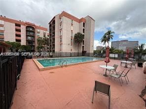 5201 NW 7th St # 506, Miami, FL 33126 — zdjęcie 2