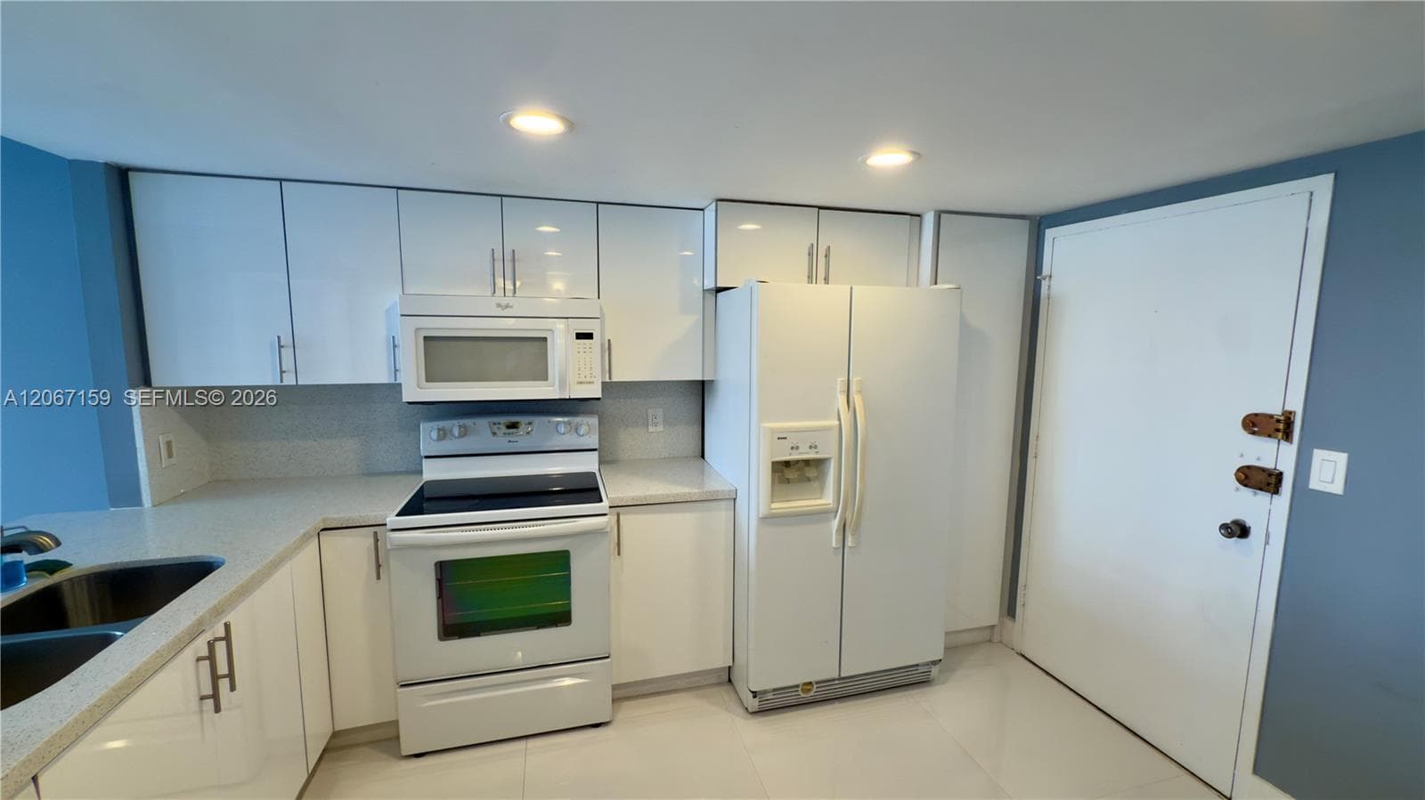 1351 NE Miami Gardens Dr # 422E, Miami, FL 33179 — zdjęcie 3