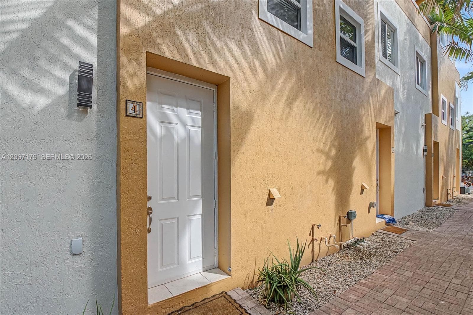 2945 Coconut Ave # 4, Miami, FL 33133 — zdjęcie 2