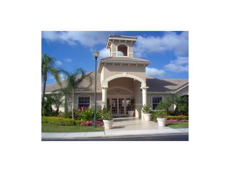 5055 WILES Road # 201, Coconut Creek, FL 33073