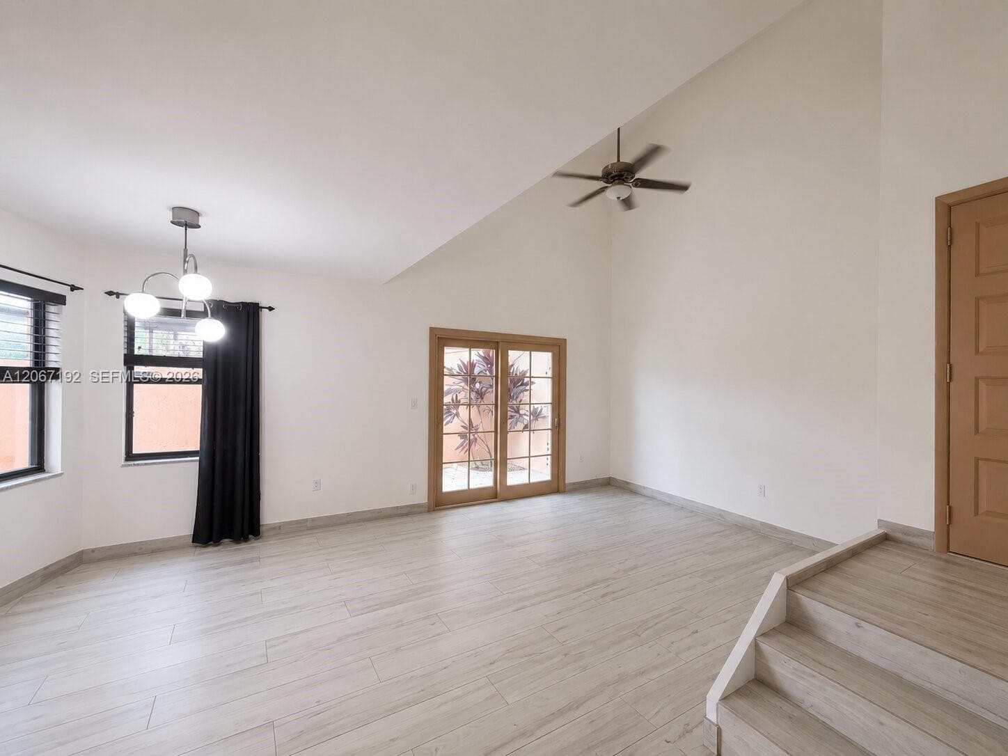11263 SW 9th Ct, Pembroke Pines, FL 33025