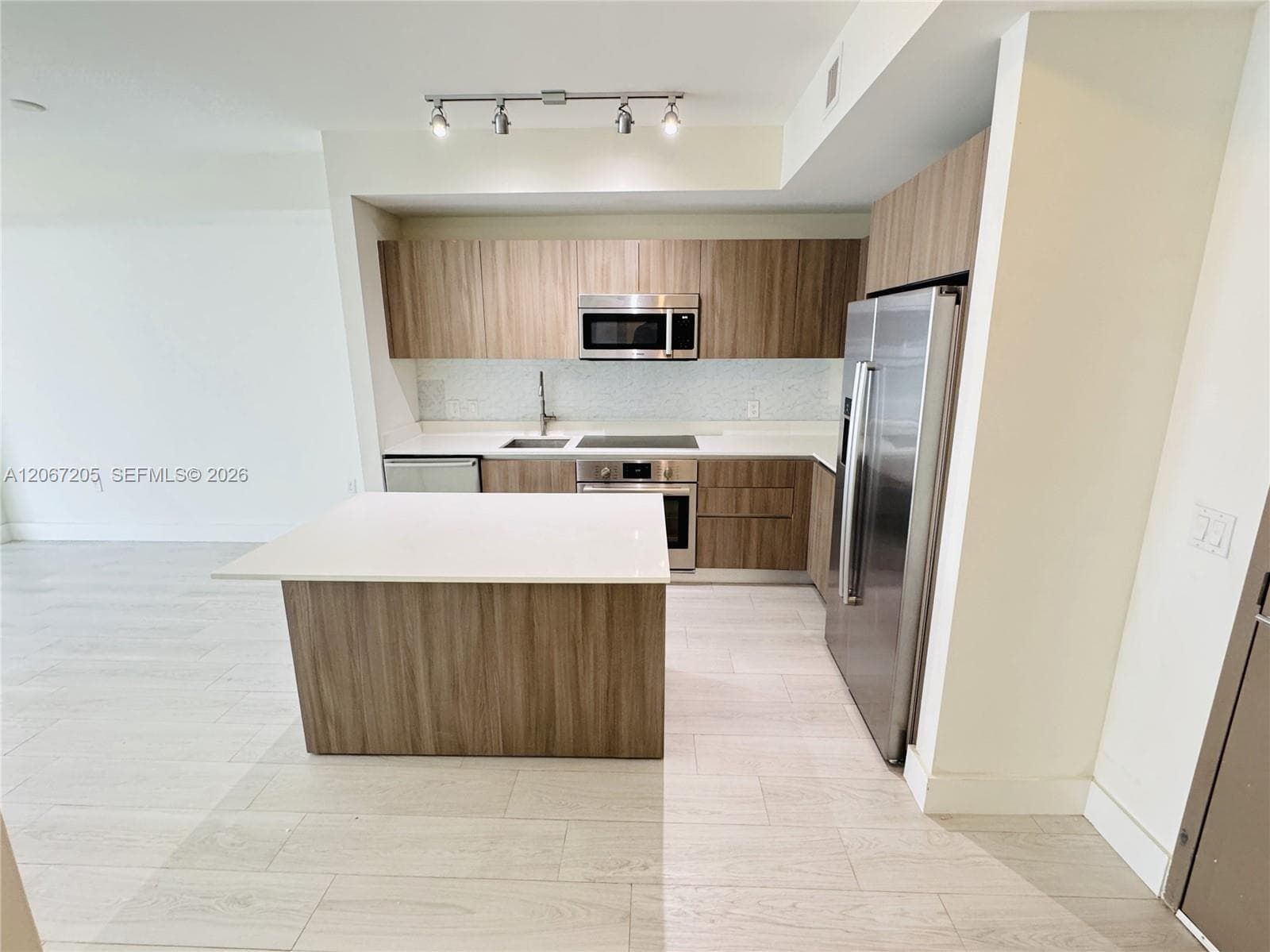 201 SW 17th Rd # 603, Miami, FL 33129 — zdjęcie 3