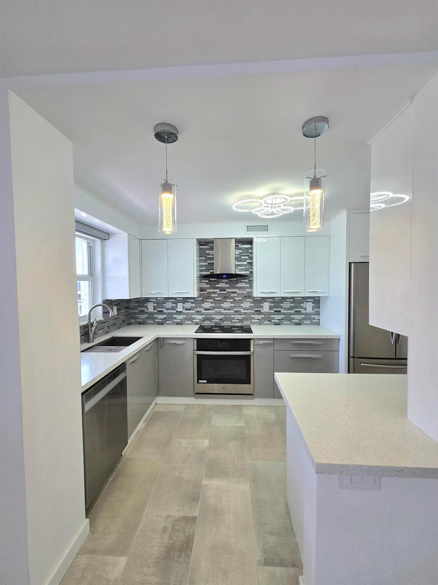 137 GOLDEN ISLES Drive # 414, Hallandale Beach, FL 33009 — zdjęcie 2