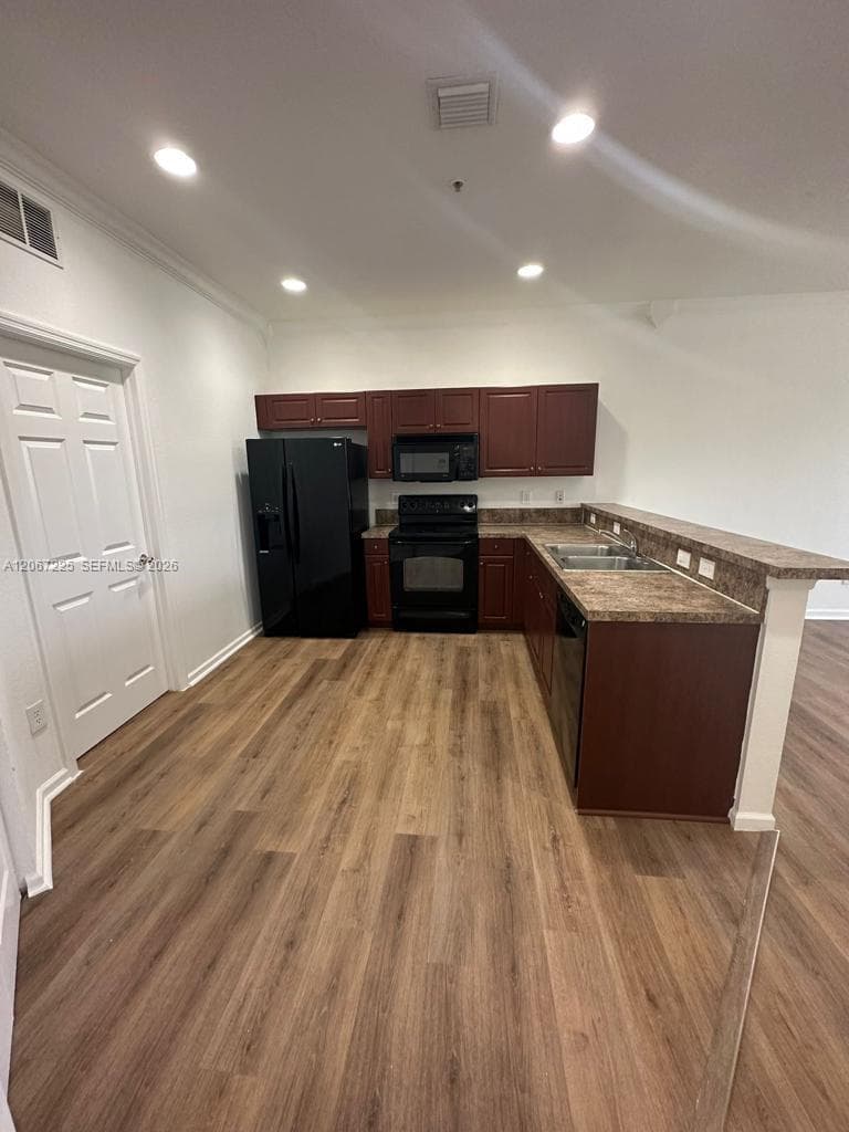 1985 Marsh Harbor Dr, Riviera Beach, FL 33404 — zdjęcie 2