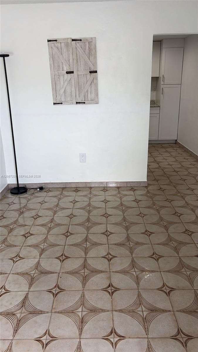 170 E 46th St # 2, Hialeah, FL 33013 — zdjęcie 5