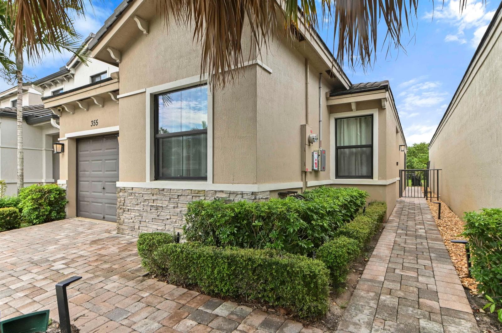 355 NW 33RD Lane, Pompano Beach, FL 33069 — zdjęcie 3