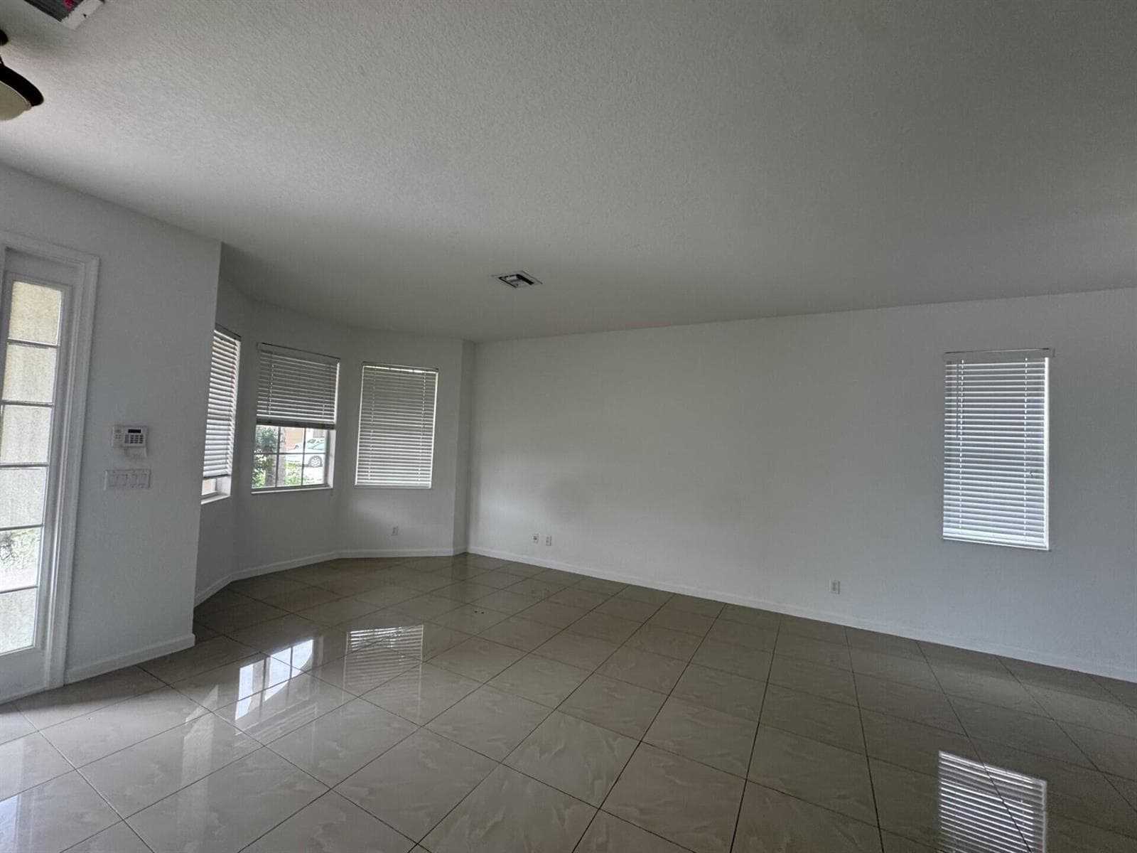 1804 SW Jamesport Drive, Port St. Lucie, FL 34953 — zdjęcie 4