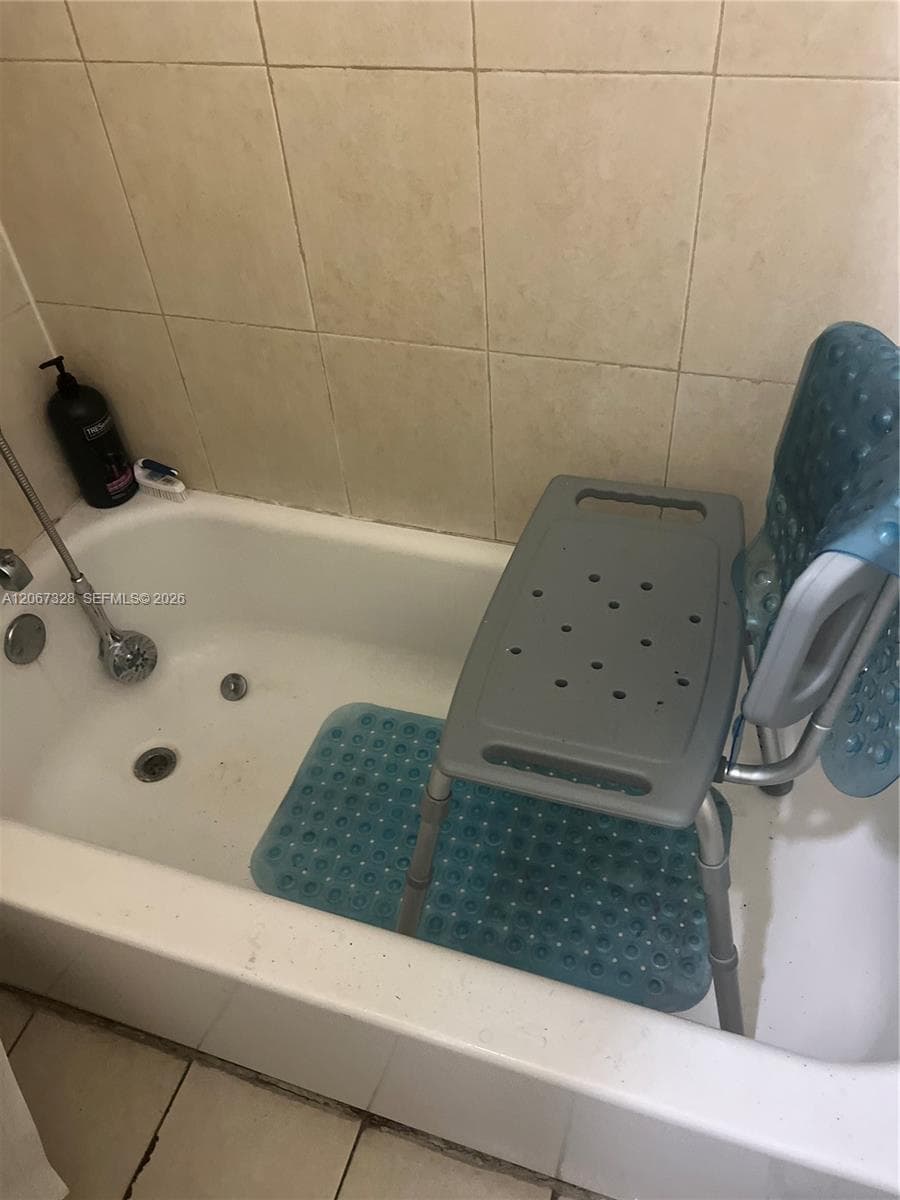801 NW 47th Ave # 216W, Miami, FL 33126 — zdjęcie 3