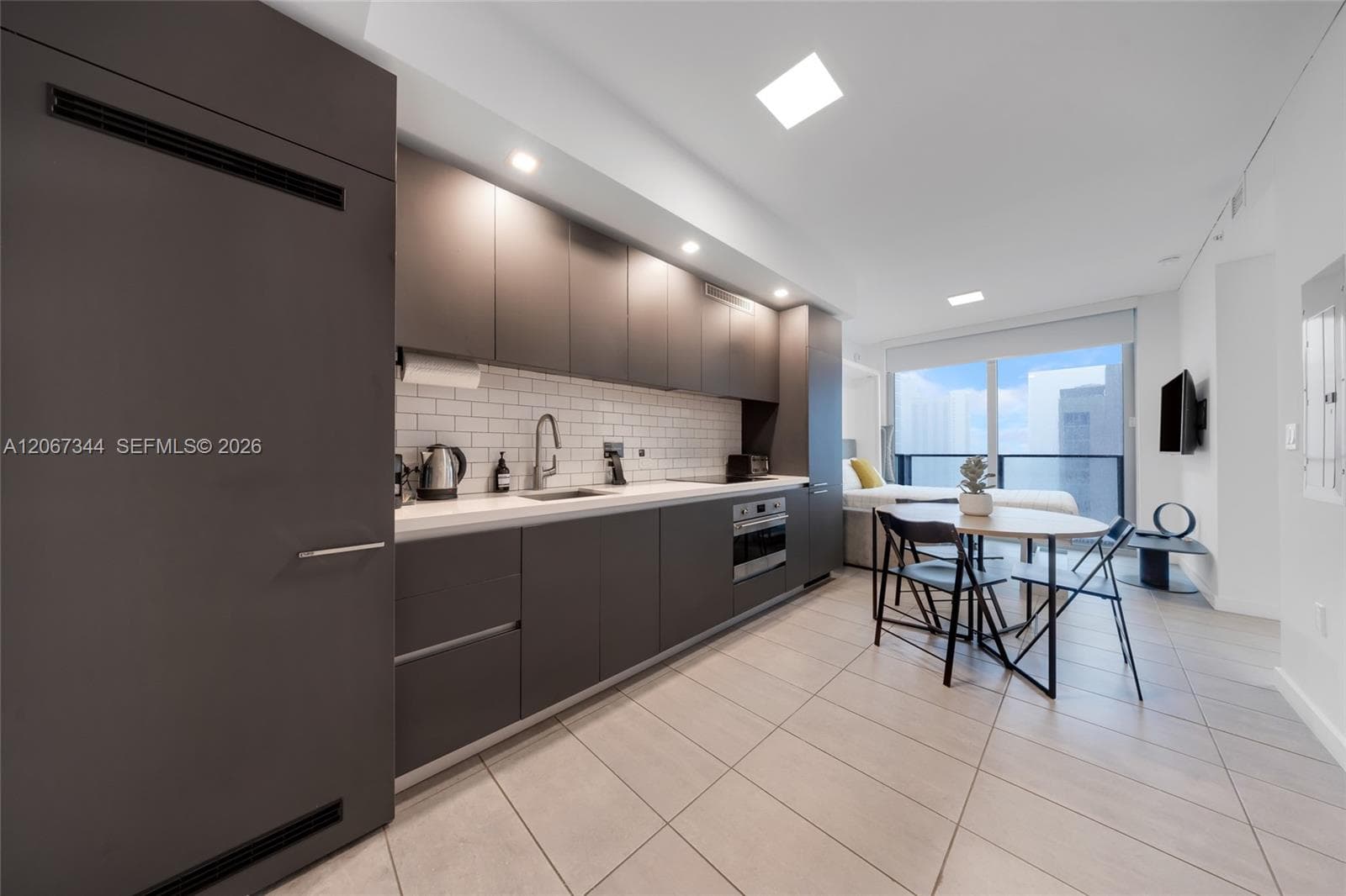 227 NE 2nd St # 3107, Miami, FL 33132 — zdjęcie 2