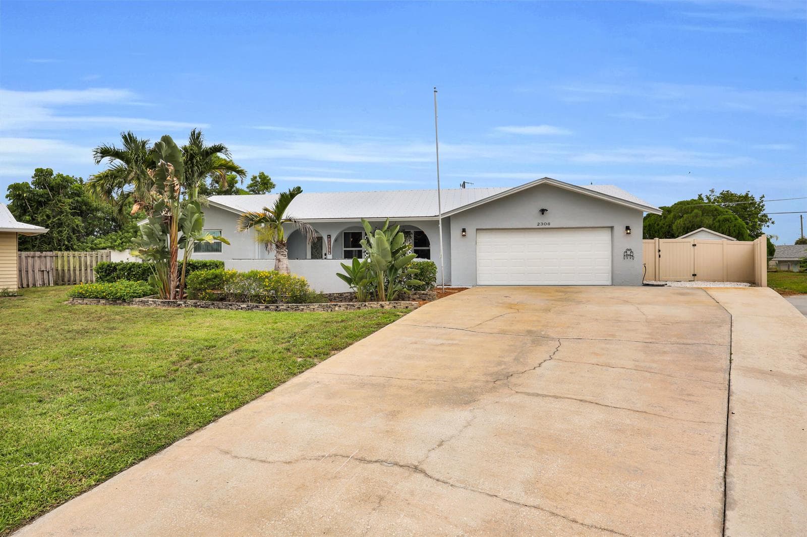 2306 NE 19TH Court, Jensen Beach, FL 34957
