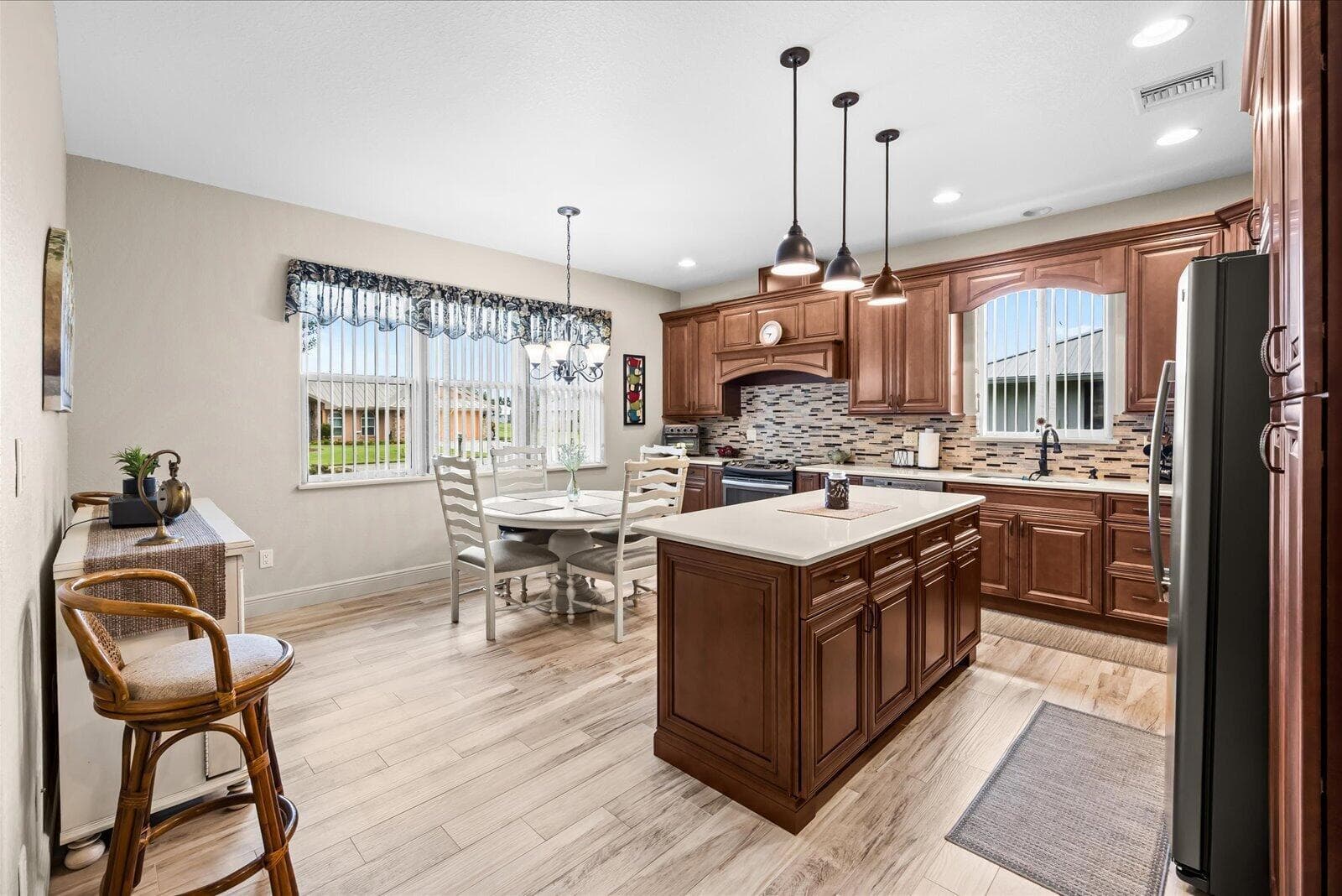 5103 Echo Pines Circle E, Fort Pierce, FL 34951 — zdjęcie 4