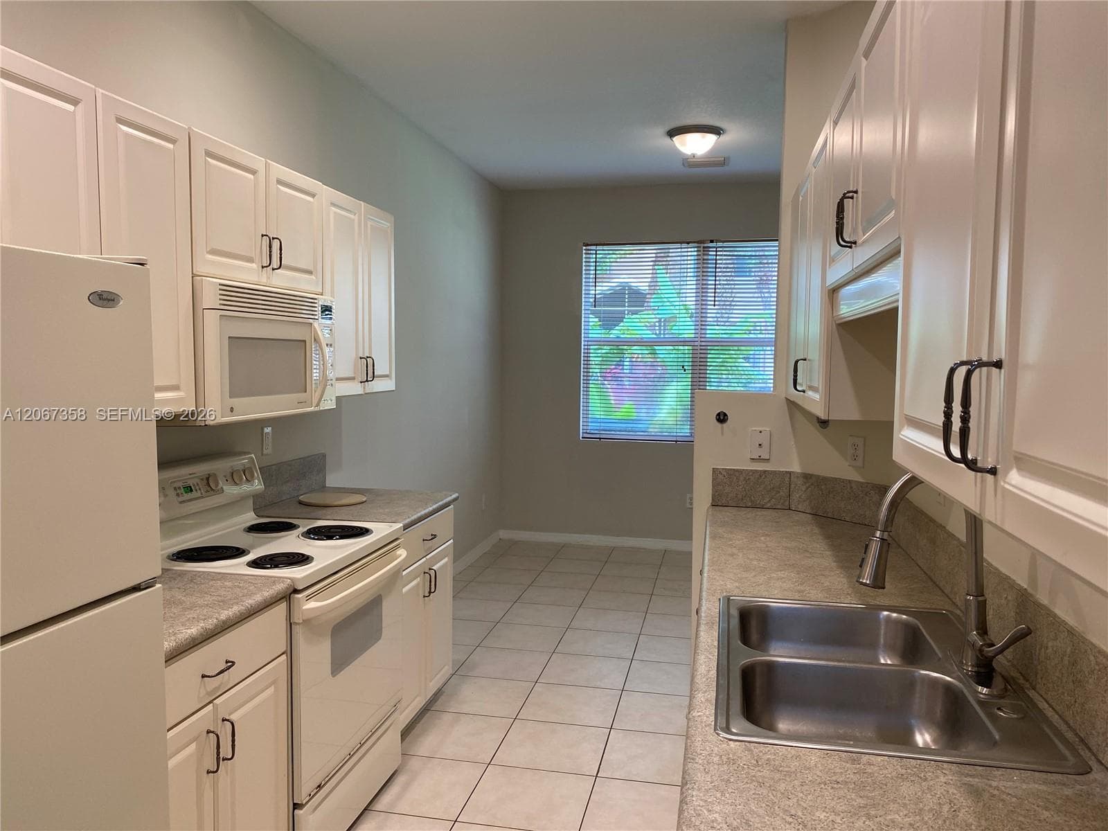 112 Wakulla Springs Way, Royal Palm Beach, FL 33411 — zdjęcie 5