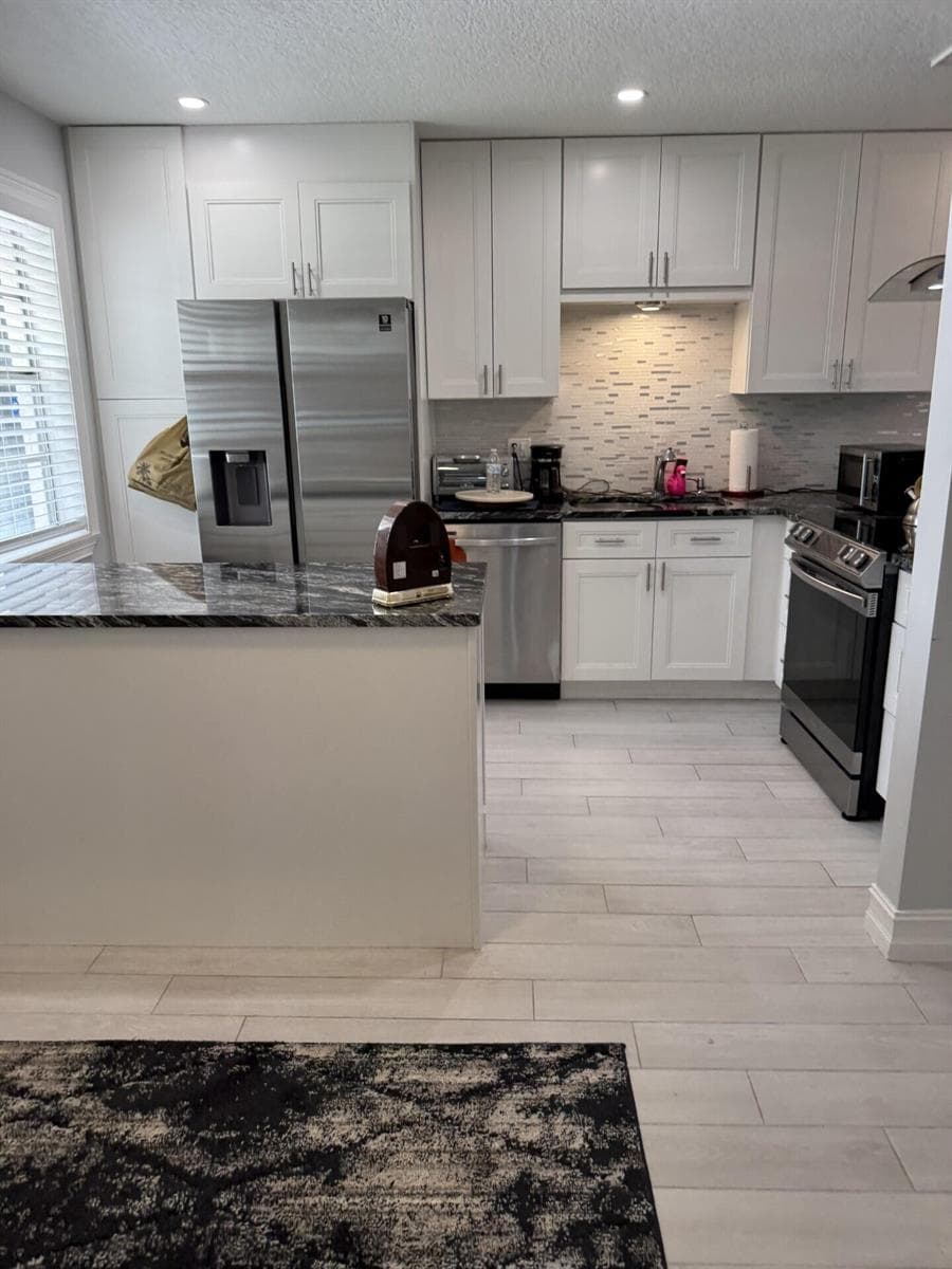 133 Lake Olive Drive, West Palm Beach, FL 33411 — zdjęcie 2