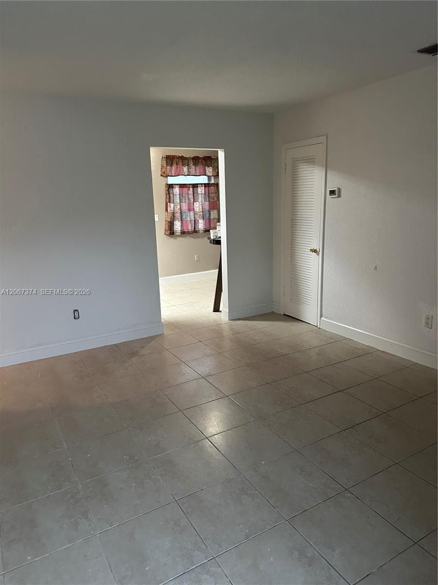 55 NW 169th St # 55, North Miami Beach, FL 33169 — zdjęcie 5