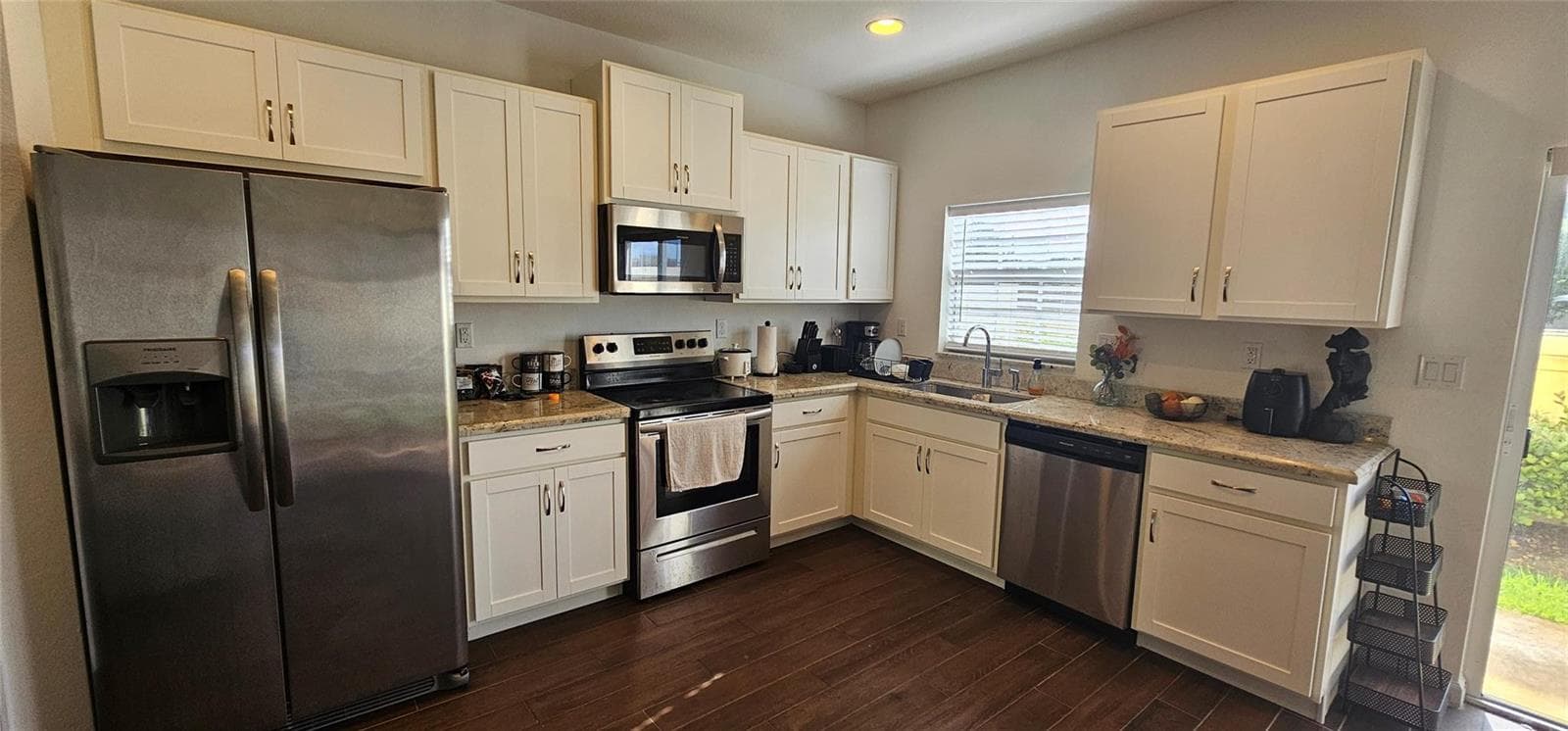 1129 NW 41ST Lane, Lauderhill, FL 33313 — zdjęcie 4
