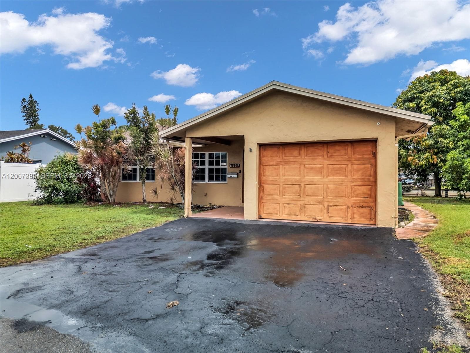6605 NW 77th St, Tamarac, FL 33321 — zdjęcie 3