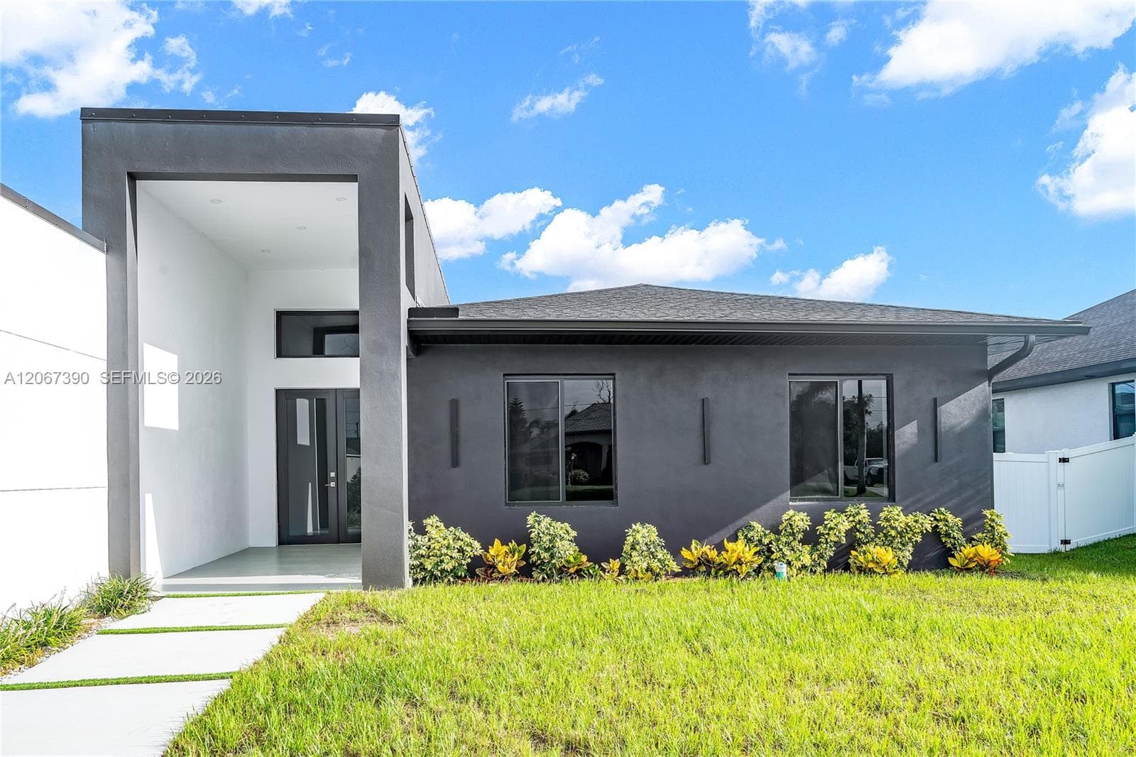 2700 2700 SW Ember Ter, Cape Coral, FL 33991 — zdjęcie 4
