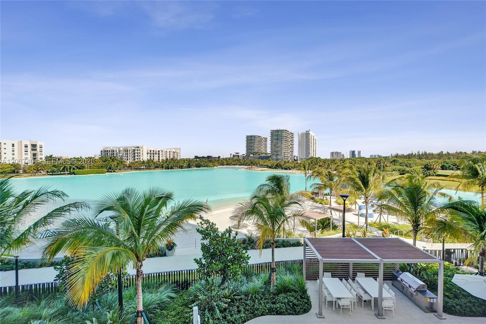 2411 Laguna Circle # 208, Miami, FL 33181 — zdjęcie 2