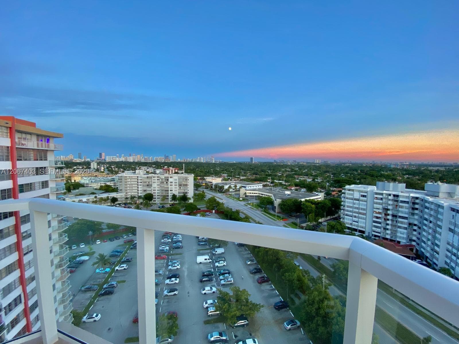 1351 NE Miami Gardens Dr # PH1725E, Miami, FL 33179 — zdjęcie 2