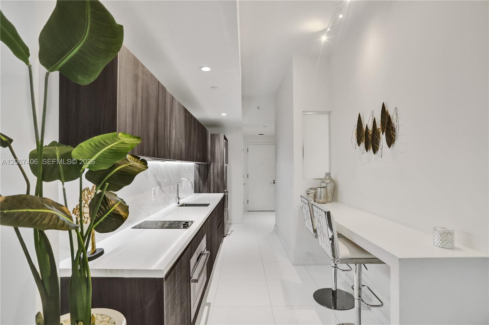 851 NE 1st Ave # 202, Miami, FL 33132 — zdjęcie 5