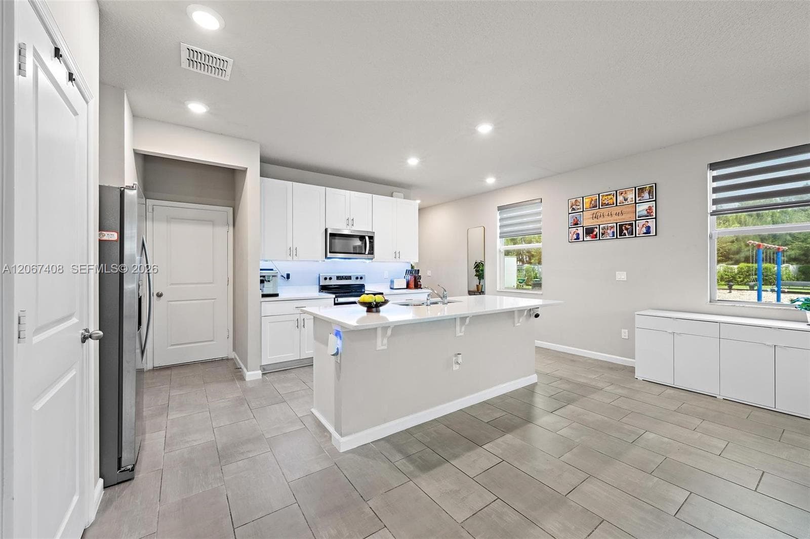 1616 Lindley St, Mangonia Park, FL 33407 — zdjęcie 5