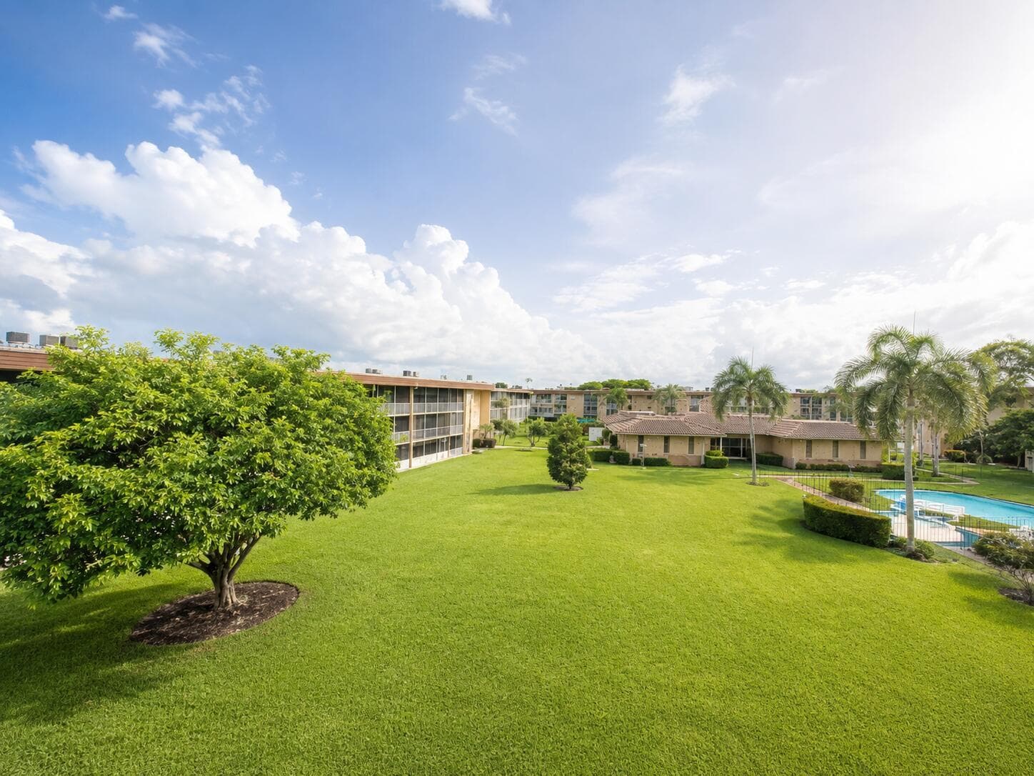 555 Purdy Lane # Unit 309, Palm Springs, FL 33461