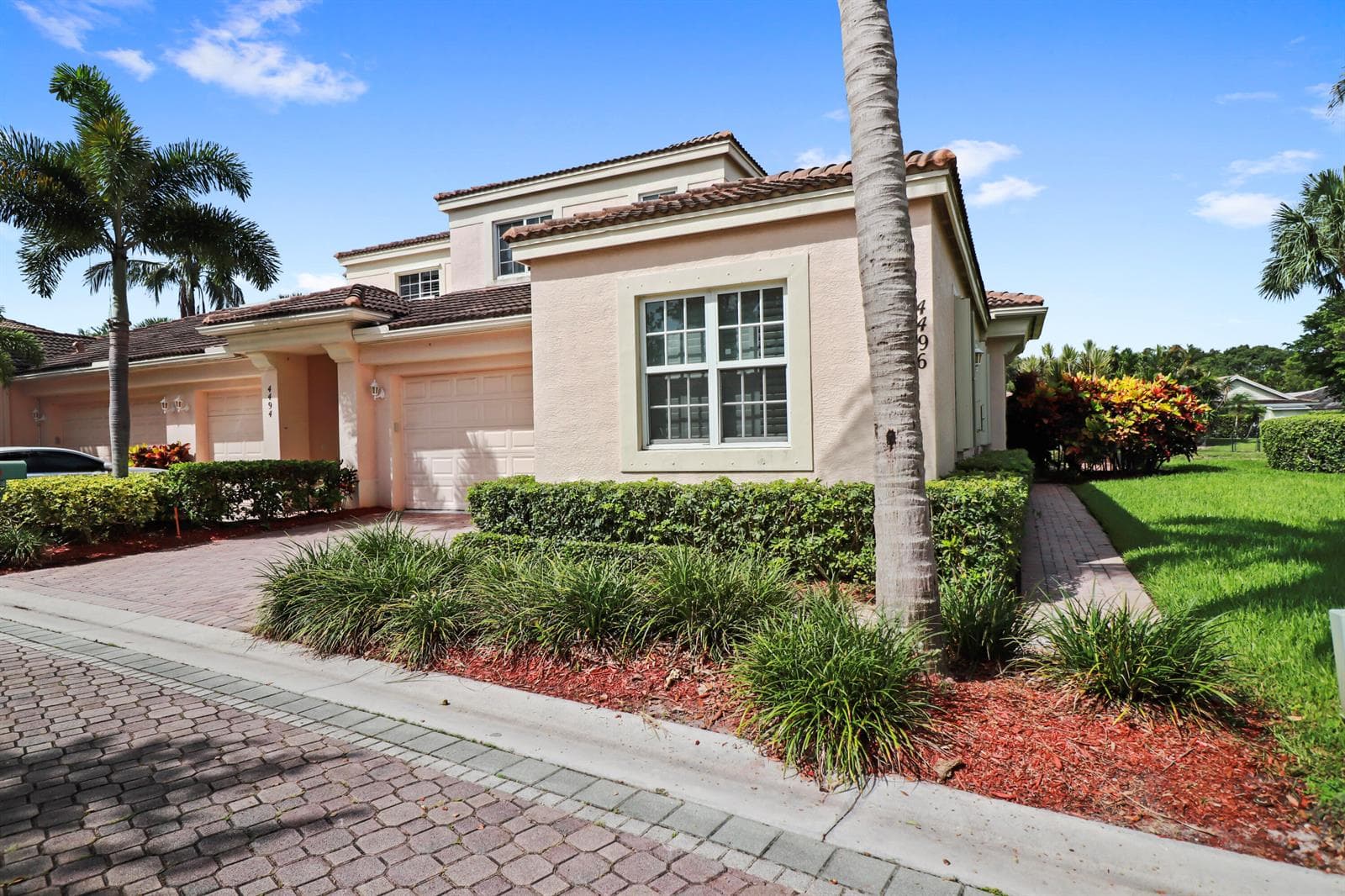 4496 HICKORY Drive, Palm Beach Gardens, FL 33418 — zdjęcie 2