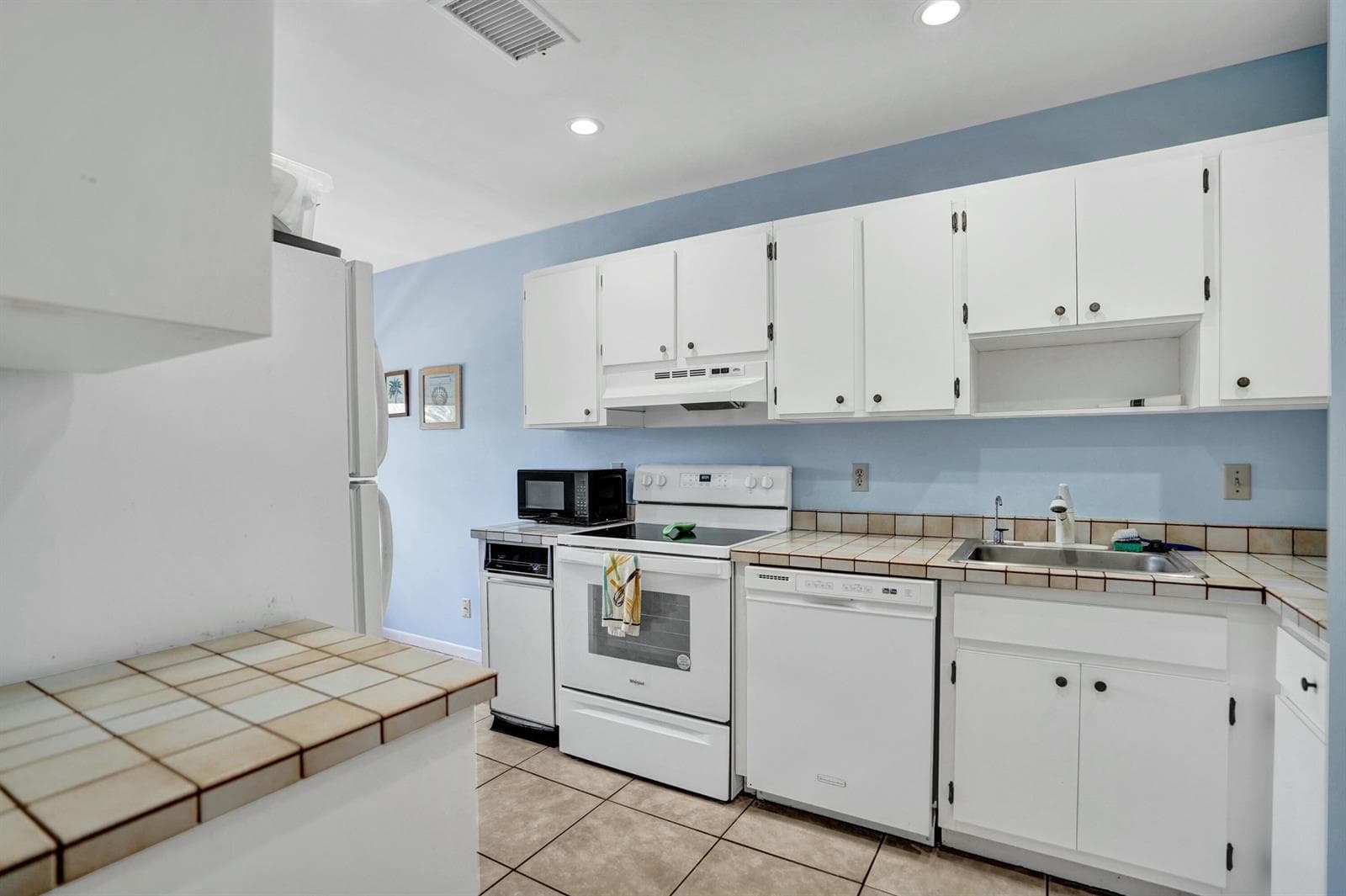 19 STRATFORD Drive E # Unit F, Boynton Beach, FL 33436 — zdjęcie 3