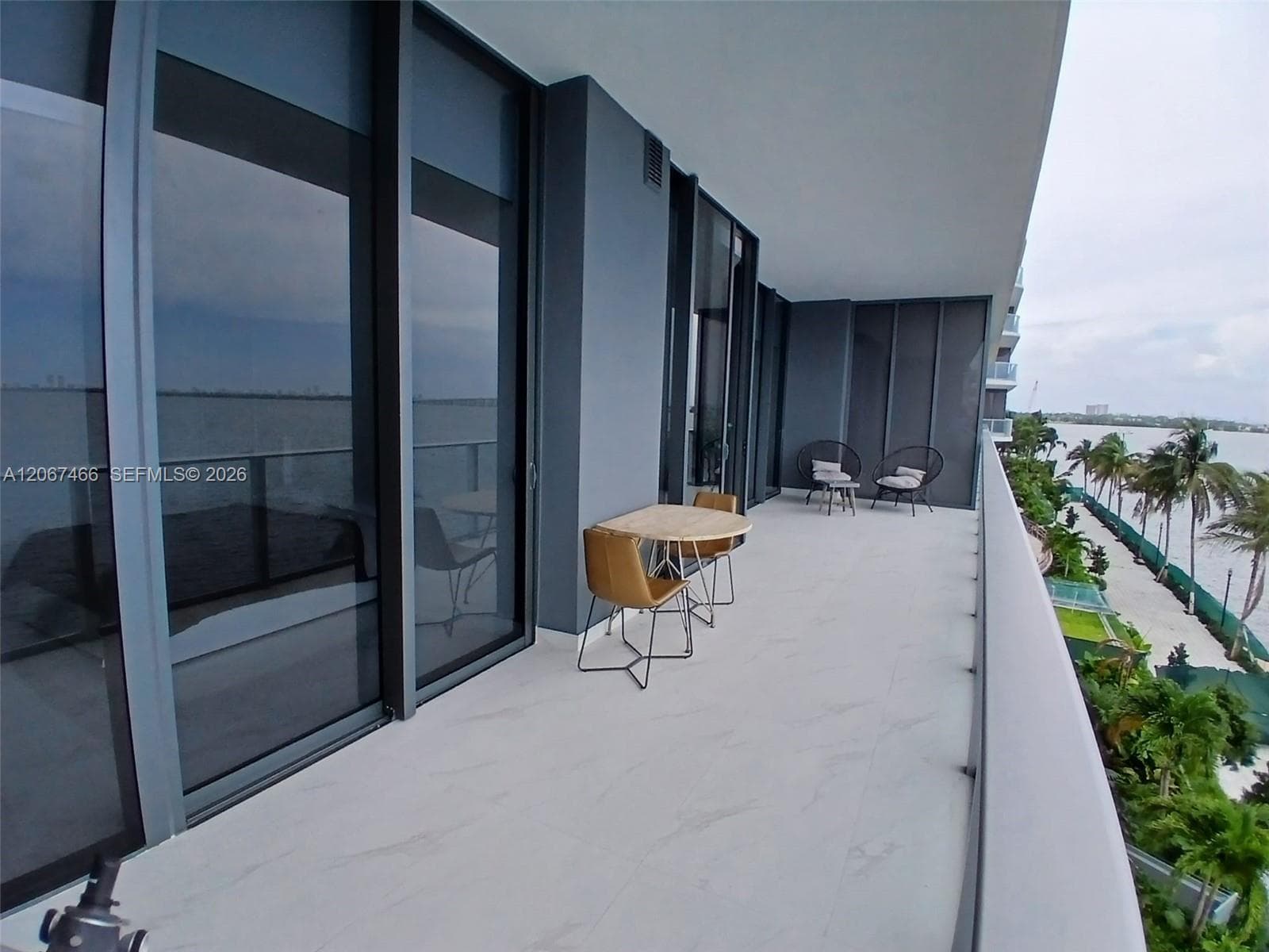 700 NE 24th St # 204-A, Miami, FL 33137 — zdjęcie 2